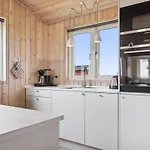Fiona - 800m From The Sea By Interhome Lakolk