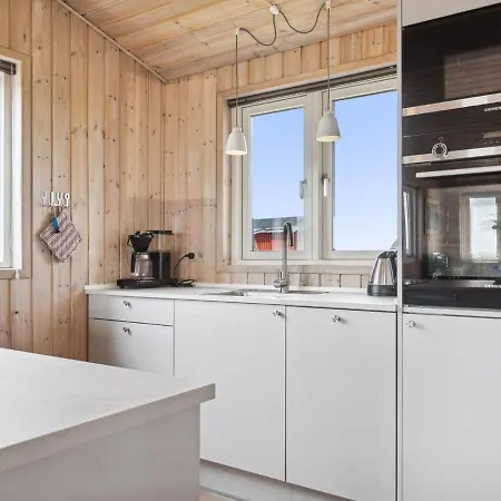 Fiona - 800m From The Sea In Western Jutland By Interhome